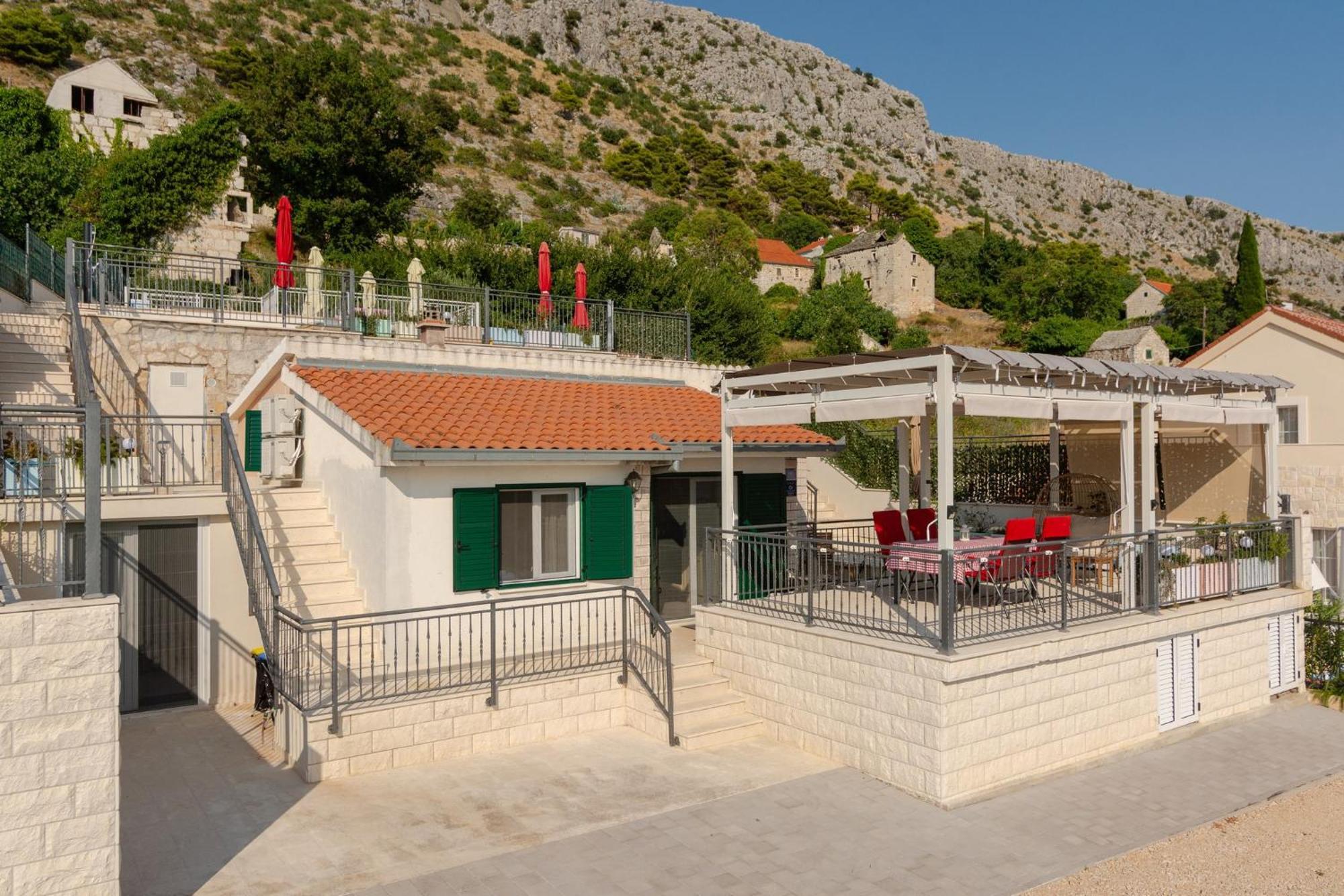 Kuca Za Odmor R&A Villa Подстрана Екстериор снимка