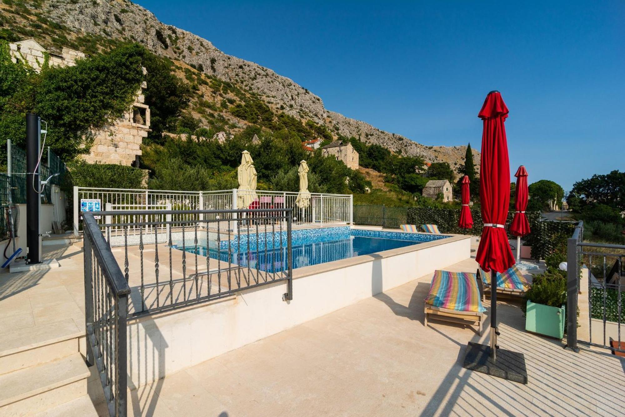 Kuca Za Odmor R&A Villa Подстрана Екстериор снимка